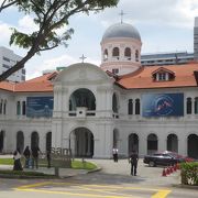 東南アジア地域の美術を集めたシンガポール美術館