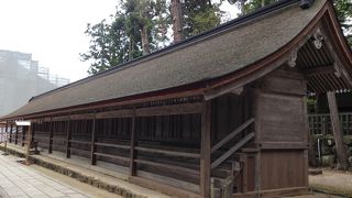全国の神様が宿泊します
