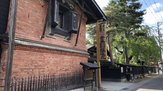 立派なレンガ蔵