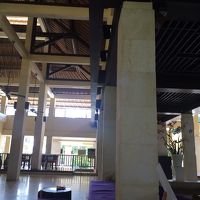 開放感あるロビー