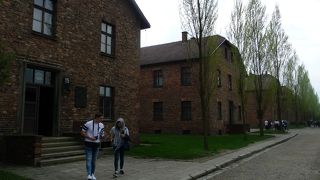 人類の負の遺産、”平和な現在”を実感する施設