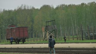 より大規模に虐殺が行われた殺人工場