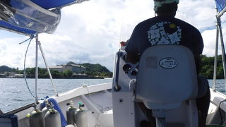 リゾートホテルやダイビングショップが多い！