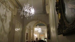 予約して行ったほうがよいです