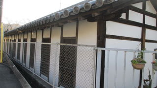 戸がおそらく１８個あります