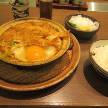 天ぷら入り味噌煮込みうどん