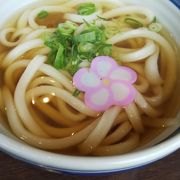 空港で本格的なうどん