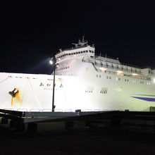 フェリー「あかしあ」