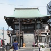 松平忠直の供養塔（墓碑）がある浄土宗寺院