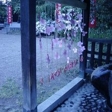 桜のお札が下がっています。