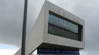 アルバートドックにあります