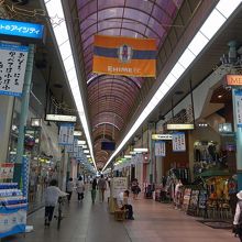 地元の人が多い。