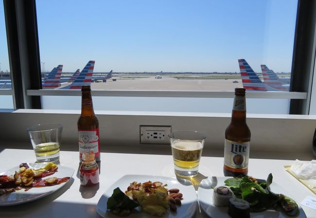 シカゴ.オヘア国際空港　JAL 日本航空 記念品セット hq720.jpg?sqp=-