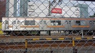 撮り鉄さんが沢山待ちかまえていました