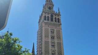 入場券購入の列を回避する裏ワザは効果的でした。