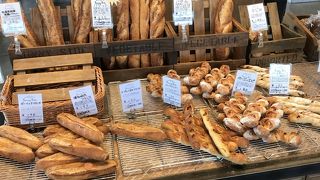 ちょっといい感じのパン屋さん