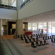 「しいのきプラザ」には観光案内所もあります