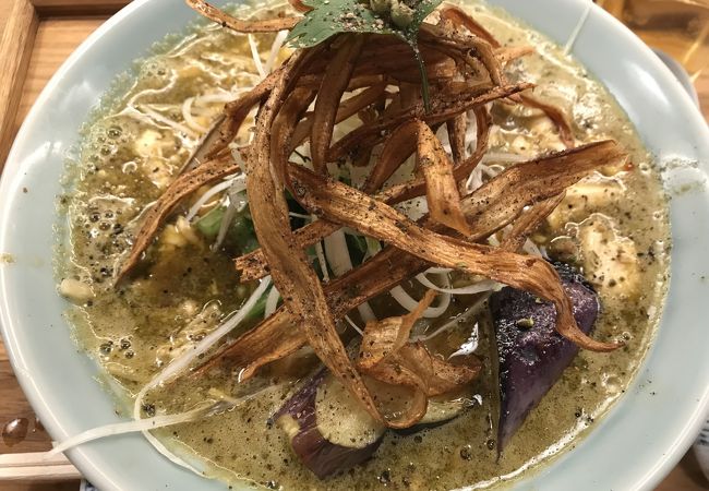 ぶどう山椒の麻婆麺