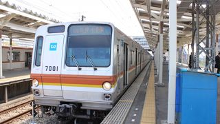 他社線との乗り入れも