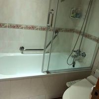 ウォシュレットあり。水圧問題なし。