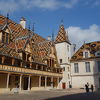 「神の家」です。Hotel de Dieu. 信仰心をお忘れなく。