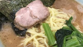 武蔵境駅前の横浜家系ラーメン
