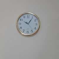 客室内のアナログ時計は便利