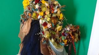 8館プレミアムパスで無料でドレスが着れます