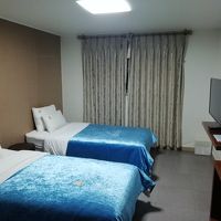 造りは古いがまずまず清潔で騒音も気になりませんでした