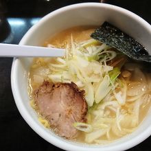 札幌黄塩ラーメン