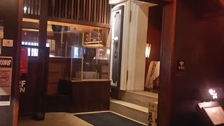 とても落ちついた店