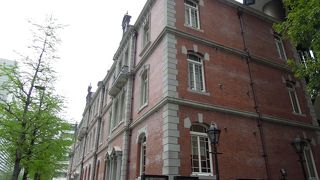 外観も内部も素敵な美術館