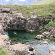 蚊と戦いながらのトレッキング