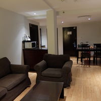 スイートルームのリビング部分