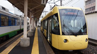 えちぜん鉄道と相互直通！広々とした路面電車型車両