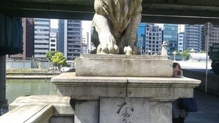 難波橋という名前ですが北浜にあります