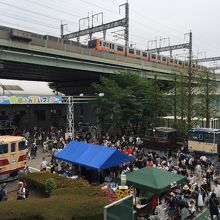 凄い人出です。