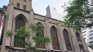 ステンドグラスが美しい