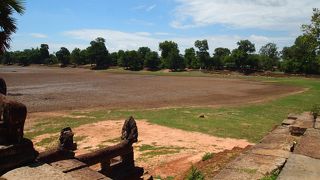 水が…ないっ！