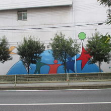 通りにありました