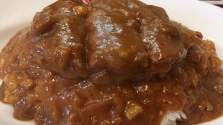 メンチカツカレー