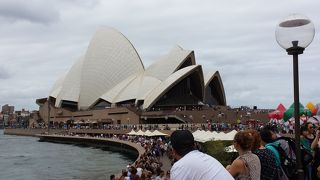 遠くから見るのがきれいです