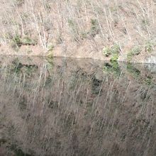 深城ダムとふかしろ湖