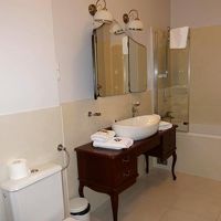 ゆったり広いバスルーム