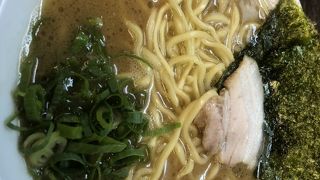 博多にある家系に近いラーメンということで。。。