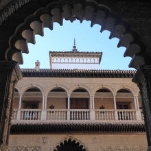 アルカサルはイスラム色が強く反映されています