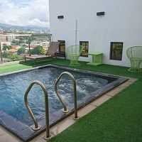 小さいけどゆっくりできるプール