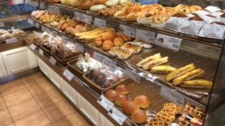 おしゃれで美味しいパン屋さん、朝早い開店