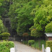 竈山神社のご祭神