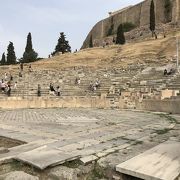 ギリシャ最古の劇場